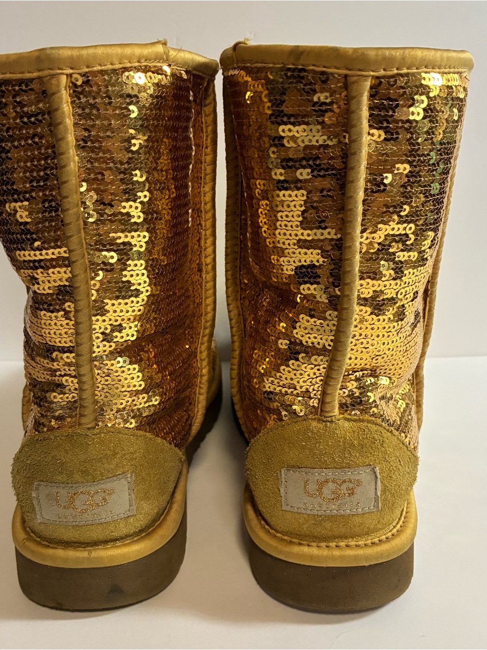 UGG Women’s Gold Sequin Classic Short Booties Size 9 - Picture 5 of 8